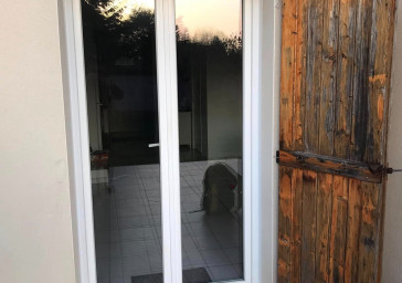 Installation de volets roulants solaires SOMFY RTS à Belleville-en-Beaujolais (69)