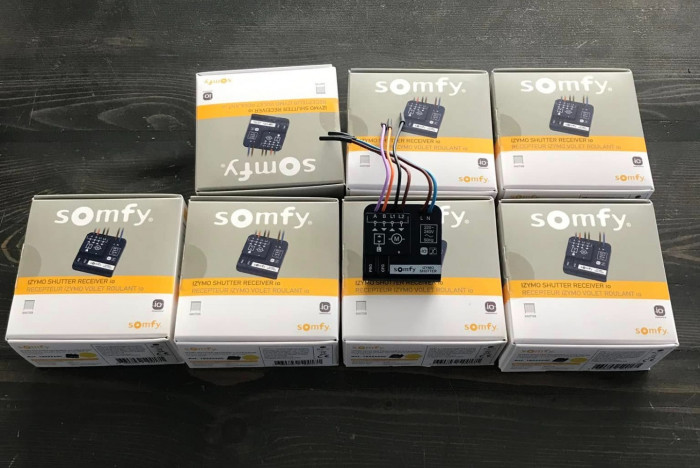 Transformation de moteurs filaires en volets roulants pilotables à distance à Lurcy