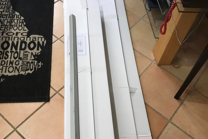 Pose de moustiquaires plissées à ouverture latérale – Belleville-en-Beaujolais