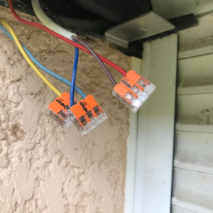 Conversion de volets roulants Bubendorff en motorisation SOMFY RS100 IO à Belleville-en-Beaujolais