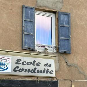 Fourniture et installation de volets roulants solaires SOMFY SOLAR RS100 IO (La Chapelle-de-Guinchay)