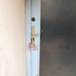 Renforcement de porte avec vitrage anti-effraction et serrure multipoints à Saint-Georges-de-Reneins