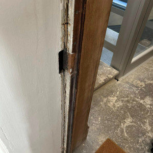 Pose de serrure multipoints sécurisée avec capot et gâche toute hauteur à Villefranche-sur-Saône