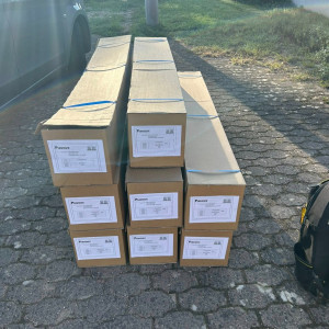 Transformation de volets roulants manuels en volets solaires SOMFY RS100 IO à Villefranche-sur-Saône