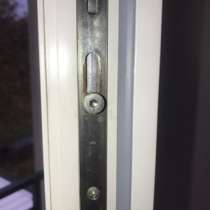 Réglage et étanchéité de portes-fenêtres PVC à Belleville-en-Beaujolais (69)