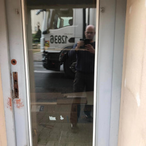 Renforcement de porte avec vitrage anti-effraction et serrure multipoints à Saint-Georges-de-Reneins