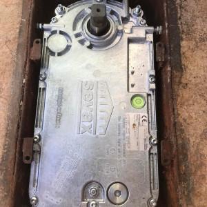 Réparation rapide de la porte vitrée d&#039;une boulangerie à Belleville-en-Beaujolais