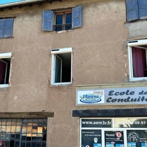 Fourniture et installation de volets roulants solaires SOMFY SOLAR RS100 IO (La Chapelle-de-Guinchay)