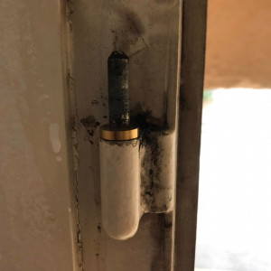 Renforcement de porte avec vitrage anti-effraction et serrure multipoints à Saint-Georges-de-Reneins