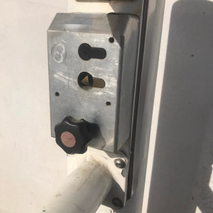 Maintenance et réglage des barrières d’accès au Stade Rosseli – Belleville-en-Beaujolais